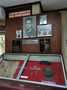 Barang Bersejarah Brigjen D.I Pandjaitan Di Museum Topi Militer Tongkat Komando Militer Angkatan Darat