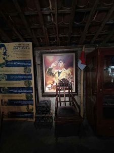Kursi Bersejarah Jendral Besar Soedirman Lukisan Panglima Besar Jendral Soedirman Museum Satria Mandala
