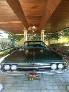 Mobil Bersejarah GM Old Mobile 98 Di Museum Pancasila Sakti Monumen Lubang Buaya