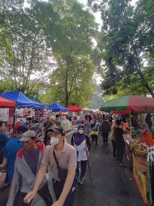 Bazar Makanan Kuliner Street Food UMKM Car Free Day CFD