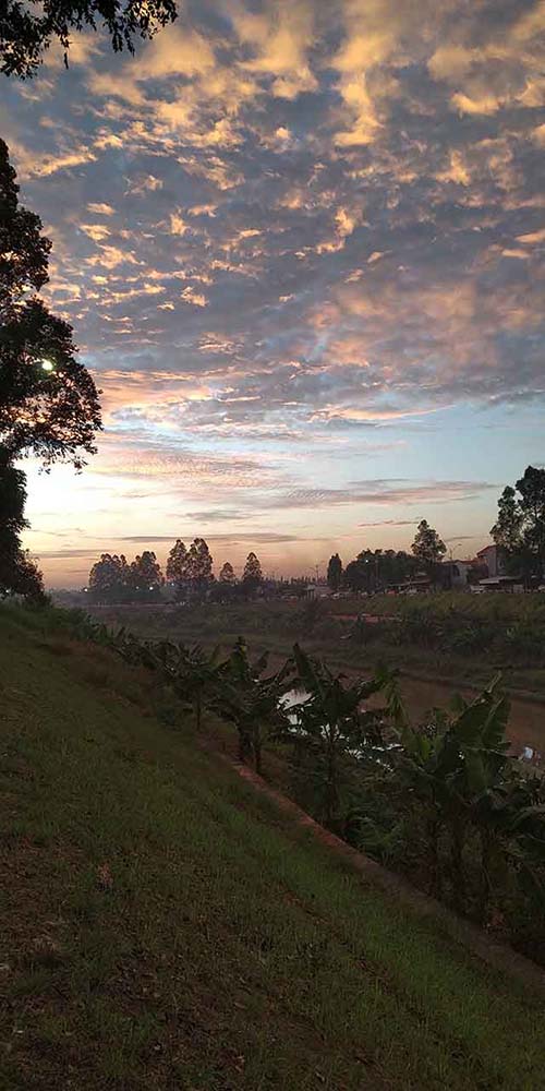 Banjir Kanal Timur Sungai Matahari Terbenam Sunset
