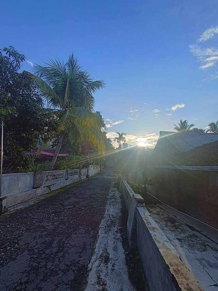 Infrastruktur Desa 1 Cahaya Matahari Pagi Jalanan Kampung Jalan Desa