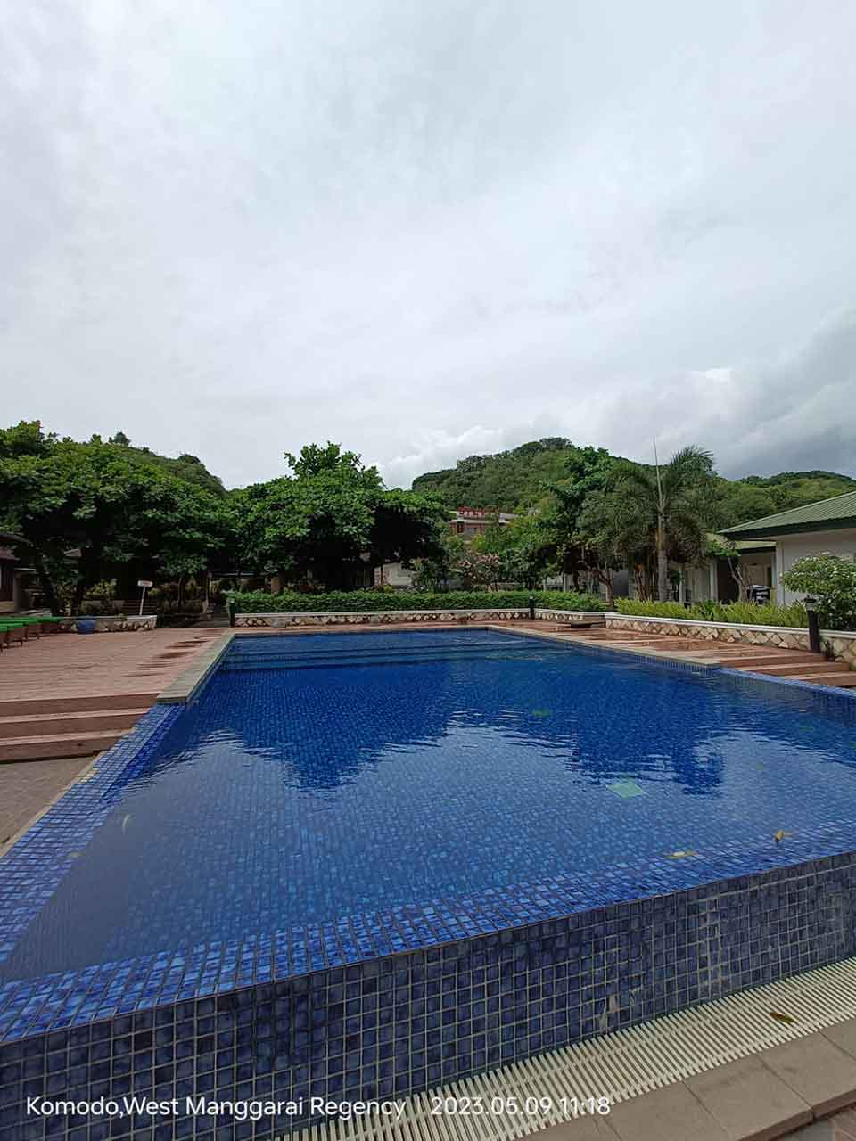 Kolam Renang Outdoor View Pegunungan